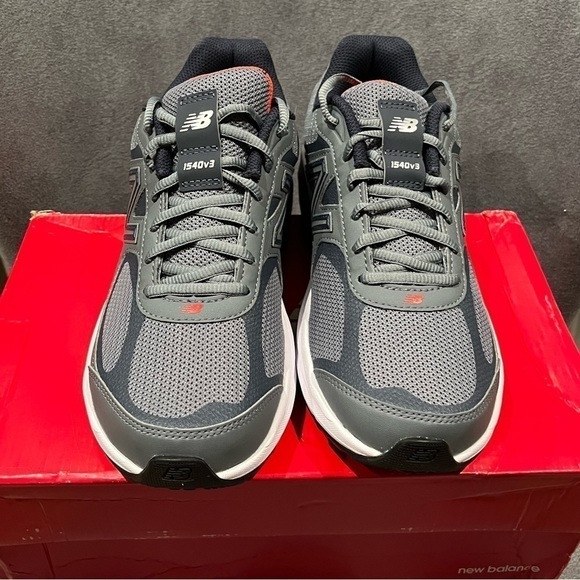 New Balance Women’s Running Shoes Size 9.5 - Picture 4 of 13